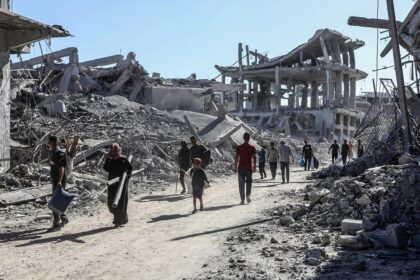 Irán ataca refinería en Baréin y crece tensión en Medio Oriente