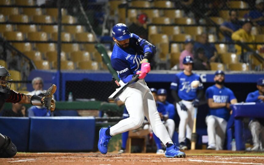 Campusano y Rojas Jr. guían triunfo del Licey sobre Toros 6-3