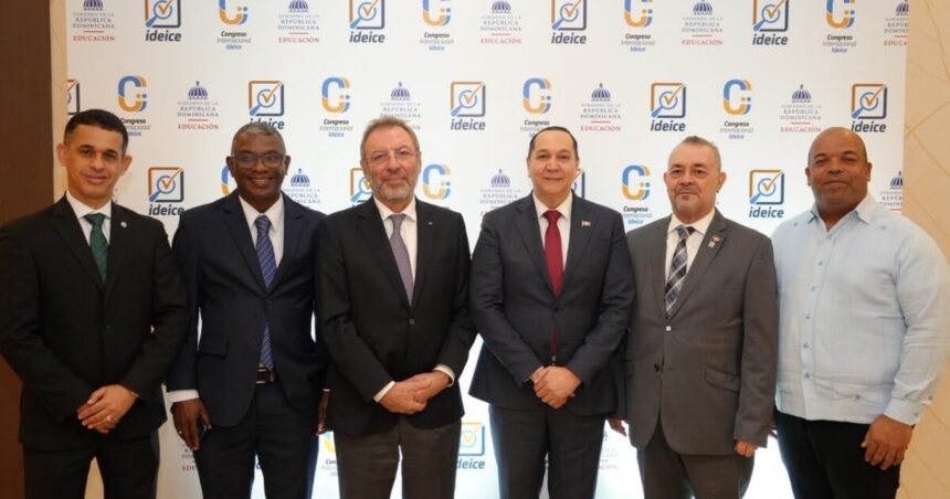 IDEICE reúne a expertos de 14 países para impulsar la educación