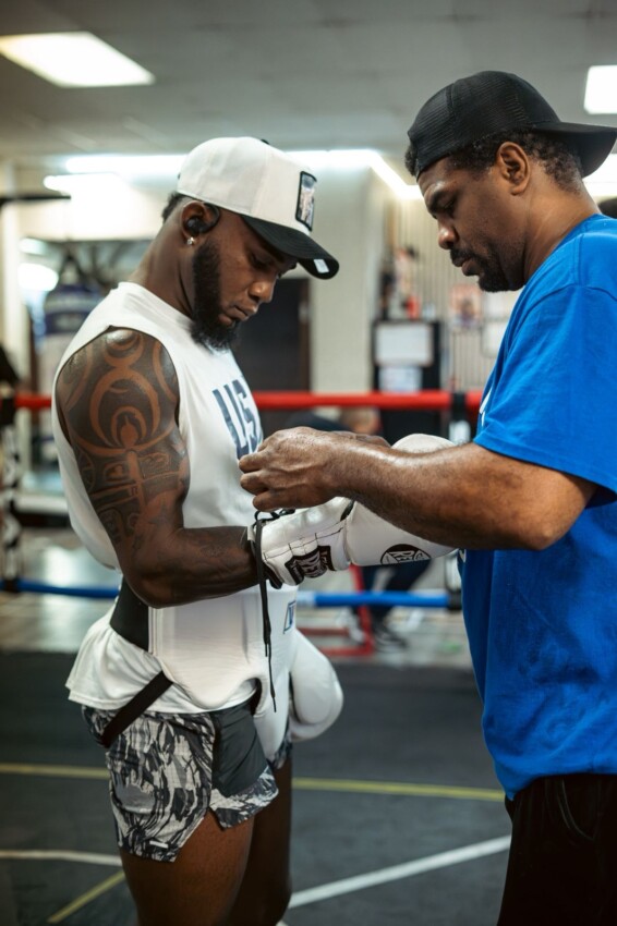 Carlos Adames defenderá título mundial CMB en Nueva York