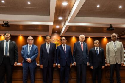 Ramón Herrera Carbuccia presenta libros sobre Derecho Laboral y Constitución