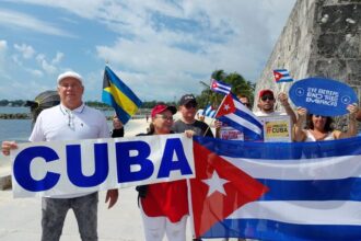 Rusia negocia ayuda energética a Cuba ante bloqueo de EE UU