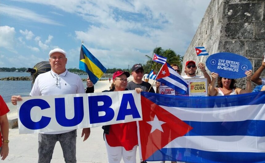 Rusia negocia ayuda energética a Cuba ante bloqueo de EE UU