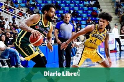 San Carlos y San Lázaro igualan semifinales del TBS Distrito 2025