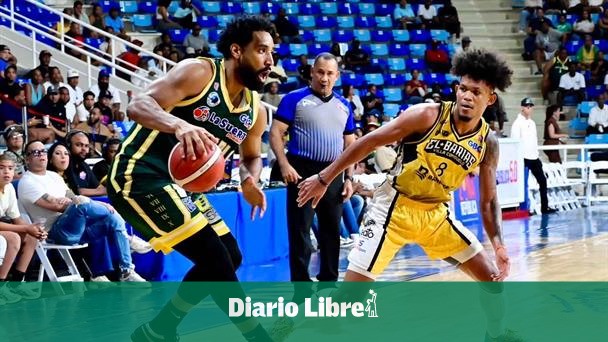 San Carlos y San Lázaro igualan semifinales del TBS Distrito 2025