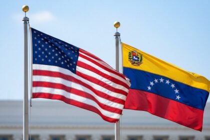 EE UU flexibiliza sanciones petroleras para reactivar Venezuela