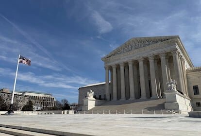 Supremo de EE.UU. restringe protección a derechos electorales