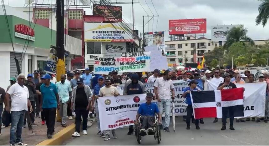 Sindicatos protestan en RD contra reforma a la cesantía laboral