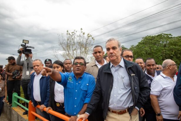 Abinader asigna RD$7 millones a familias afectadas en Los Alcarrizos