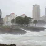 COE mantiene alerta verde en 15 provincias por lluvias y vaguada