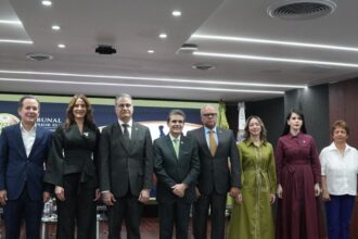 TSE reafirma compromiso con democracia incluyente y sin violencia