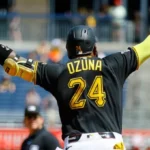 Marcell Ozuna conecta 300 jonrones en Grandes Ligas