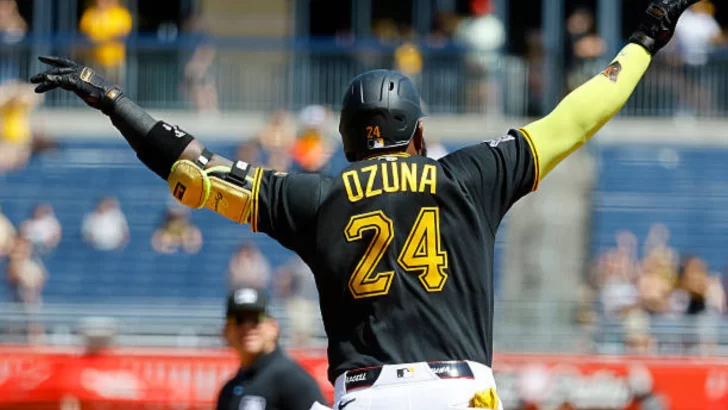 Marcell Ozuna conecta 300 jonrones en Grandes Ligas