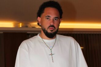 Raphy Pina defiende a Santiago Matías ante críticas en la industria