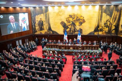 Debaten en Congreso reducción de fondos a partidos en RD