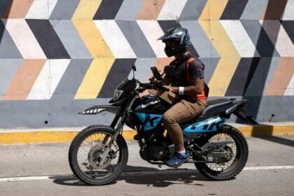 Cae 5.4% la fuerza laboral venezolana en Chile en 2026