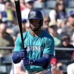 Marineros activan a Víctor Robles; Connor Joe a Triple-A