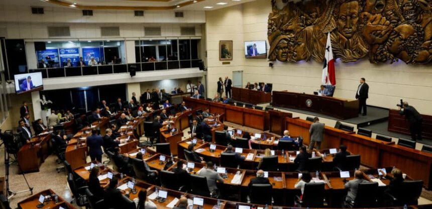Panamá respalda bloqueo comercial; Costa Rica debate respuesta