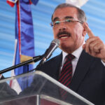 Danilo Medina critica prohibición de encuestas electorales en RD