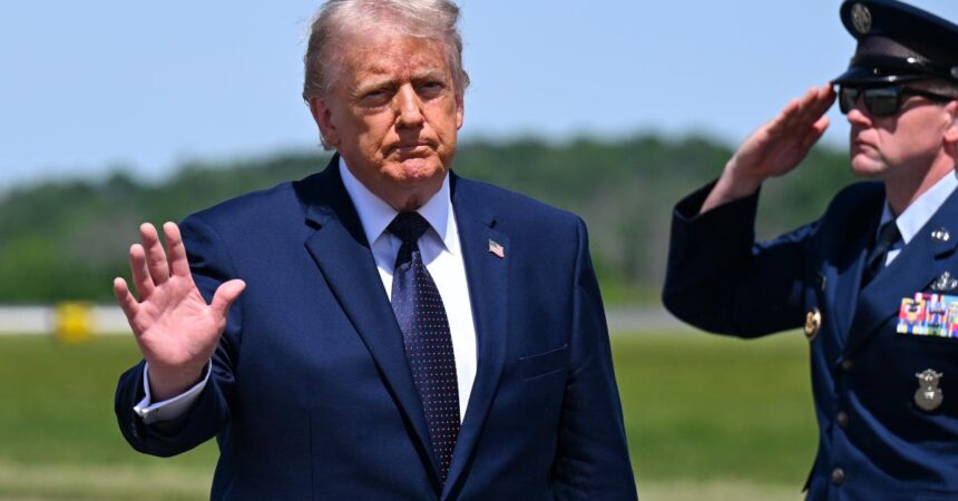 Trump exige destrucción inmediata del uranio enriquecido iraní