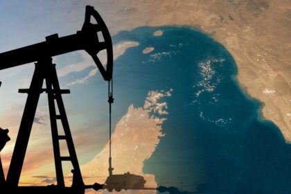 El precio del petróleo cae por posible reapertura de Ormuz