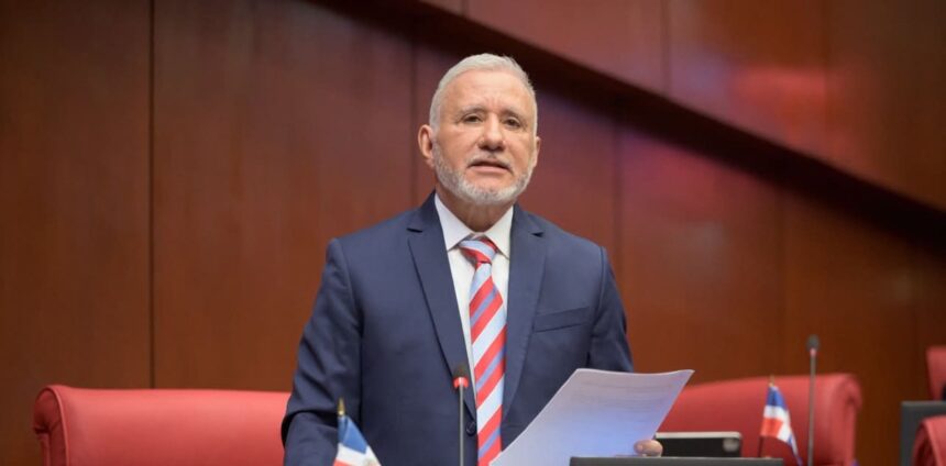 Senador Antonio Taveras Guzmán deja el PRM y será independiente
