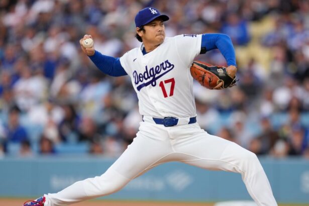 Ohtani brilla con seis innings sin hits y jonrón ante Rockies