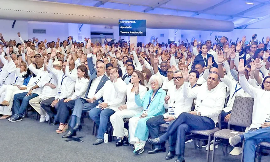 Abinader anuncia renovación del PRM y elección interna el 2 de agosto