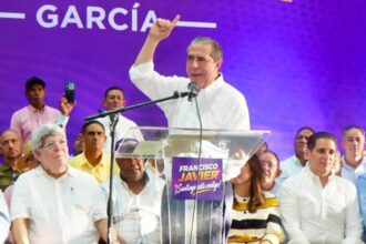 Javier García, precandidato del PLD, inicia gira política en EE UU