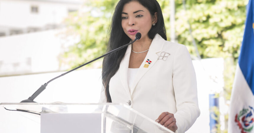 Yeni Berenice: Fiscalía seguirá firme contra la corrupción en RD