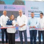 Abinader inaugura hospitales y anuncia nuevas obras en Santiago