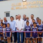 Abinader inaugura Club Deportivo El Millón Yireh renovado