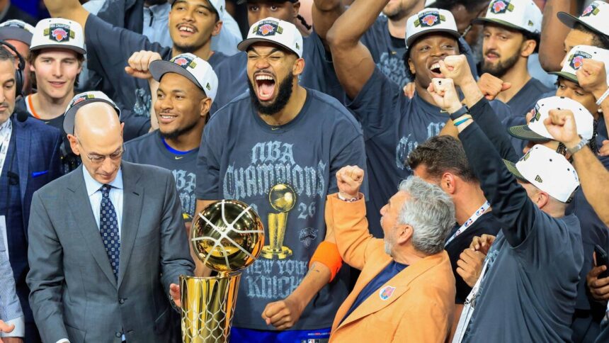Karl-Anthony Towns dona a proyectos sociales en República Dominicana